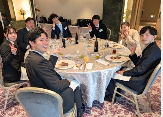 お食事中の写真1-1