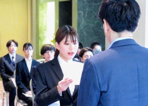 内定証書授与 (2)