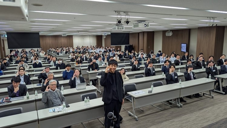 全社総会にて社員全員の集合写真